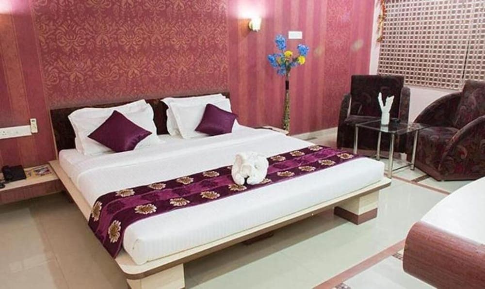VORA CORPORATE INN