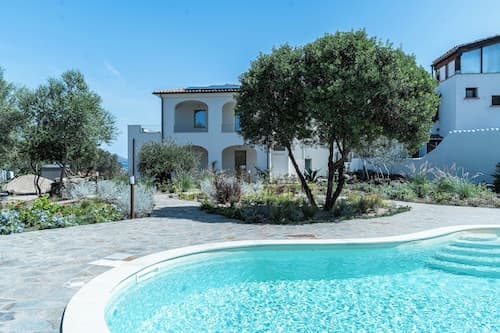 Le Conchiglie Apartments with Pool by Wonderful Italy