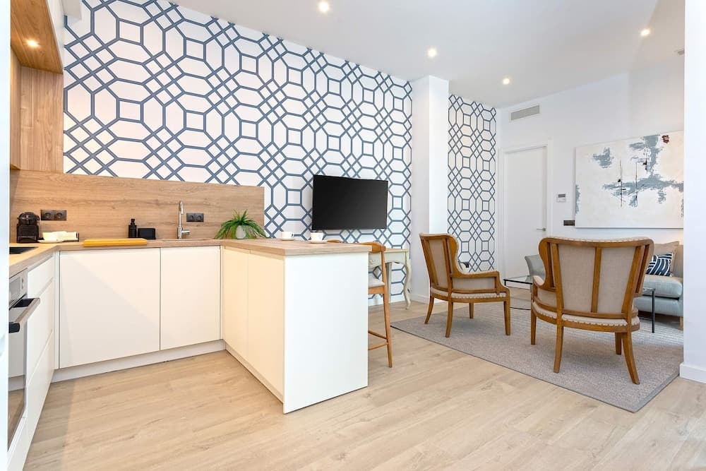 Genteel Home Teodosio