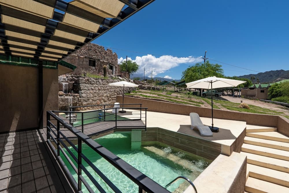 HUACO LODGE