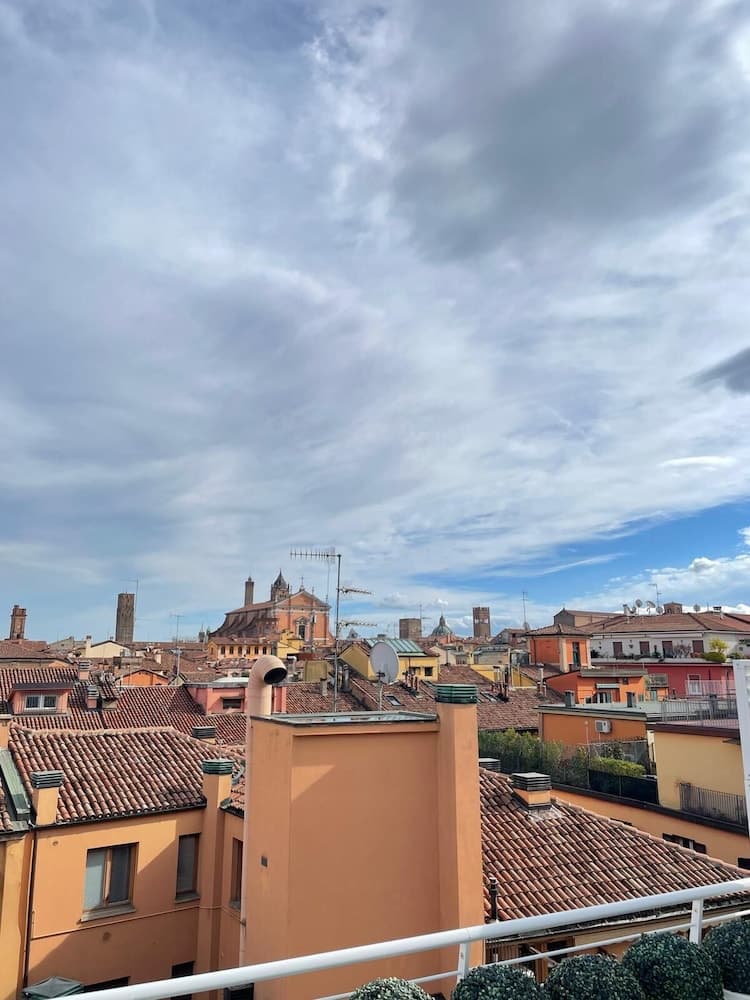 Konaklama yerinden şehir manzarası