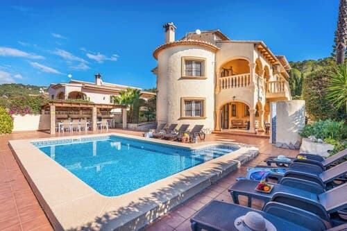 Villa Comodo