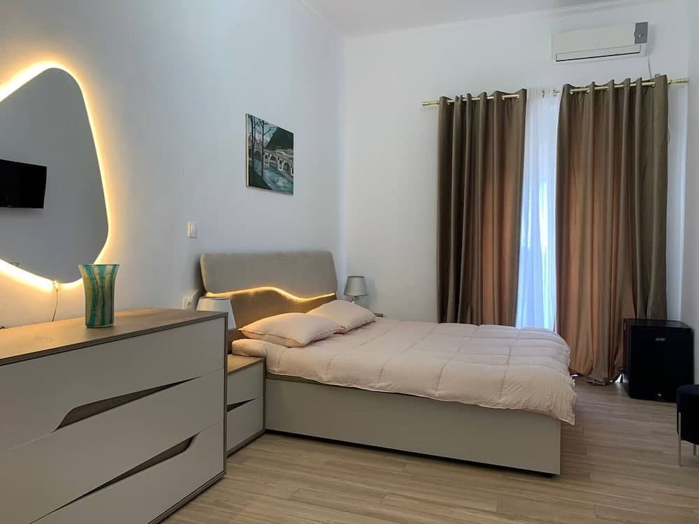 Mateo Rooms and Hostel