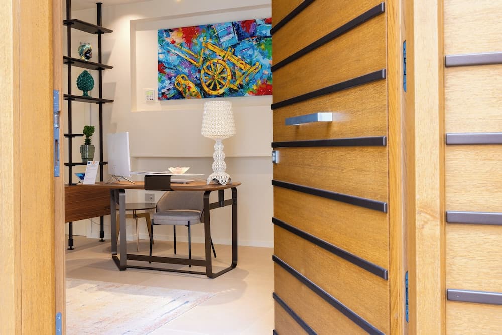 Hera rooms and suites