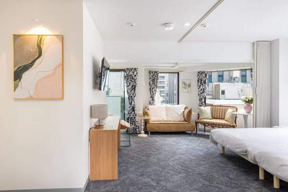 Toranomon Guesthouse 5F