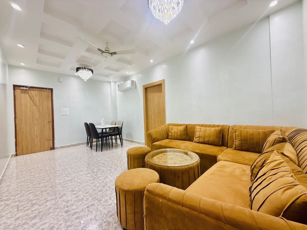 HOTEL RUDRA RESIDENCY