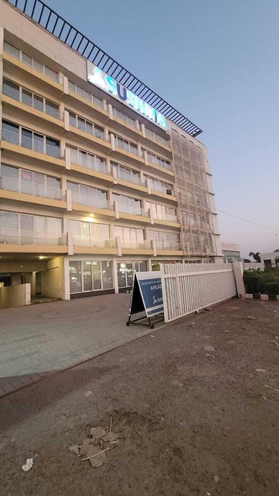 Konaklama yerinin ön cephesi