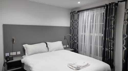Dreams Hotel - Park View