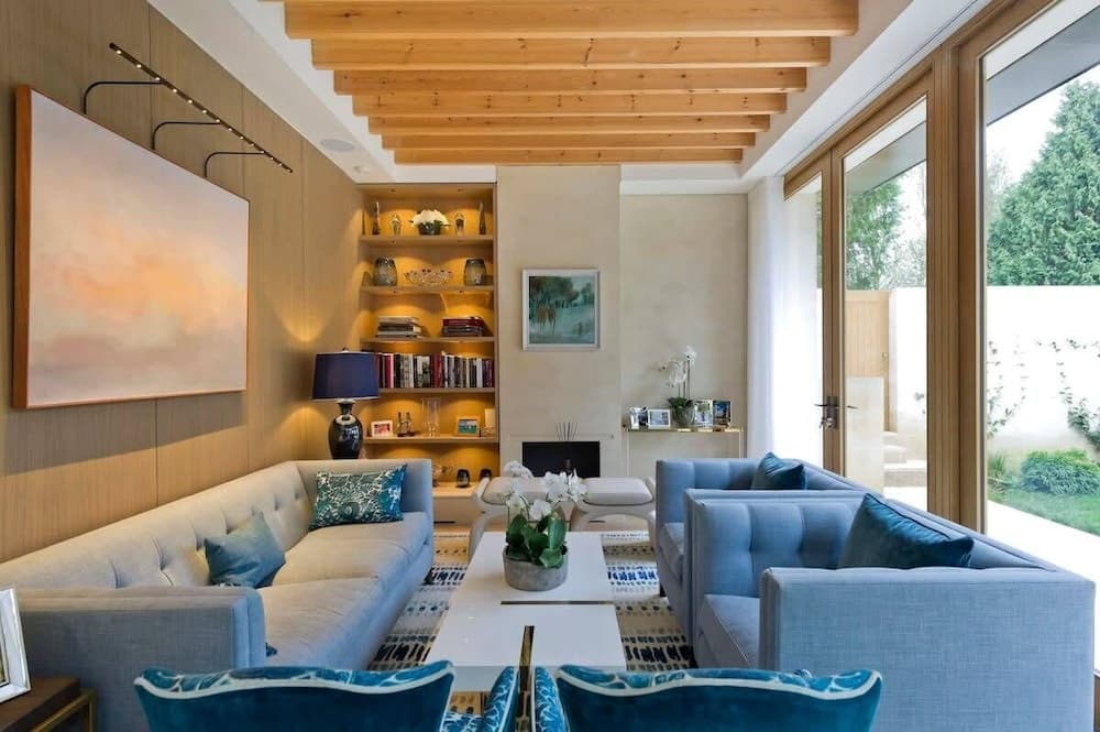 Stunning 5 bed Fulham Home w/ Indoor Pool, Sauna and Private Garden