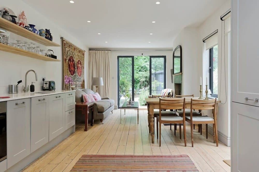 Gorgeous 1 Bed Garden Flat, Kensal