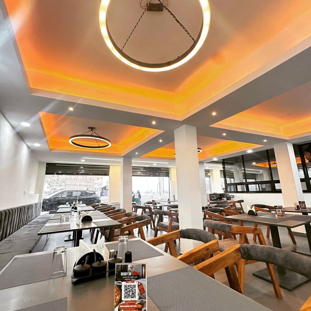 K7 Hotel & Restaurant