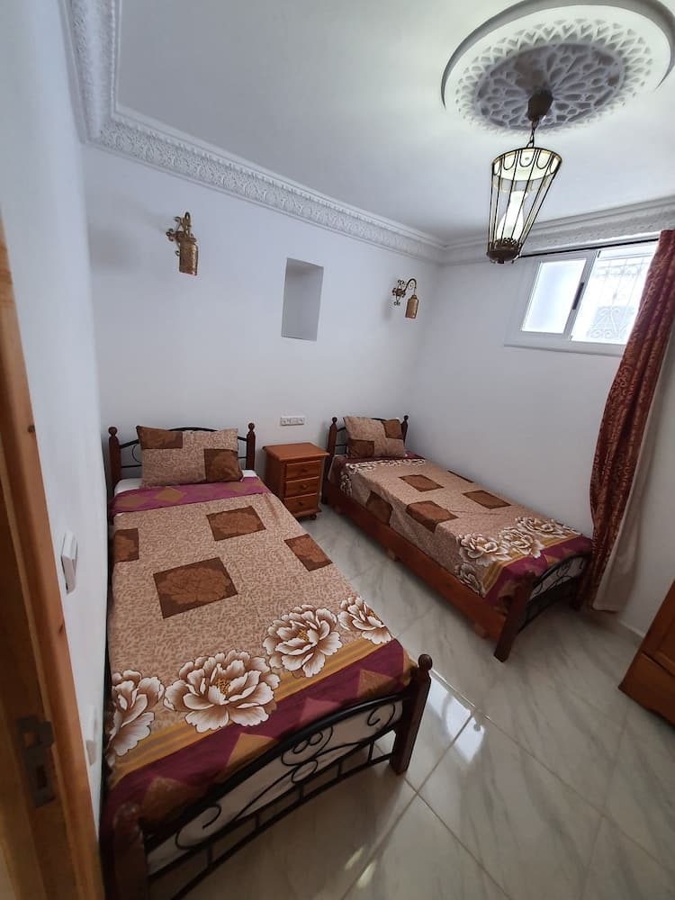 aline hostel