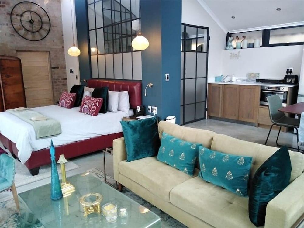 Bramasole Boutique Hotel