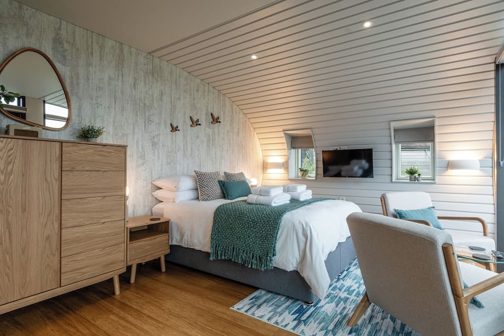 Sustainable Pod on Old Chalford Farm