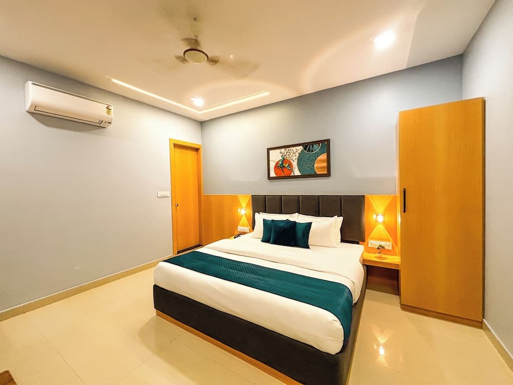 Hotel Manas Inn