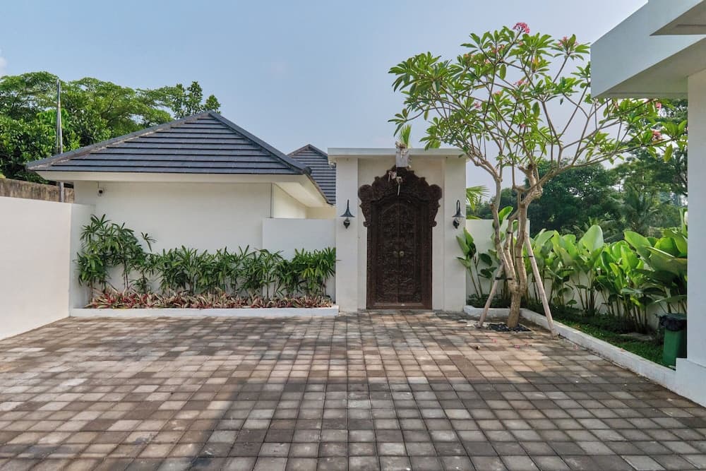 Konaklama yerinin ön cephesi