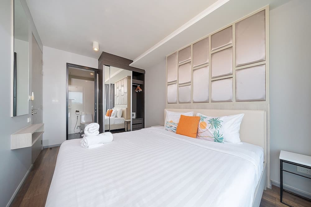 Suite C416 at 6th Avenue Surin Residence