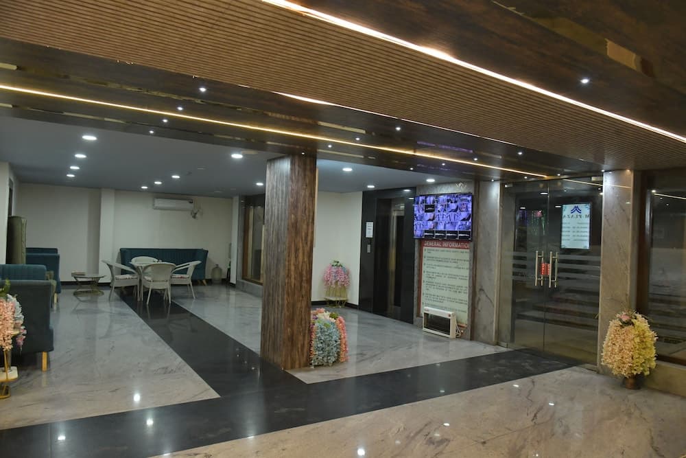 HOTEL M PLAZA DHULAGAR HOWRAH
