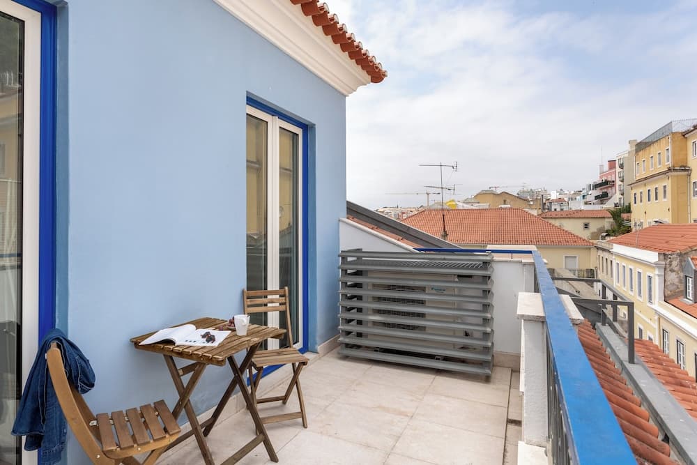 JOIVY Modern flat near Bica Elevator