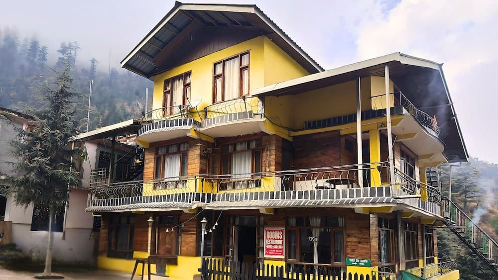 Undiscovered Mountains Hotel