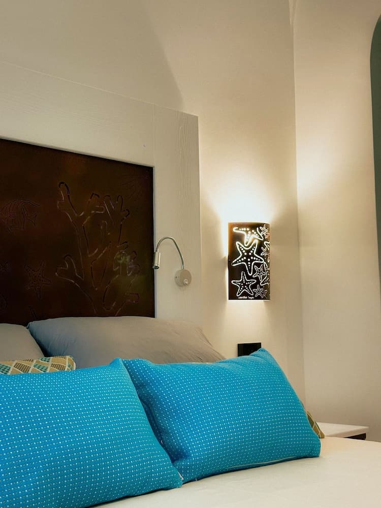 Sorella Luna Room Boutique