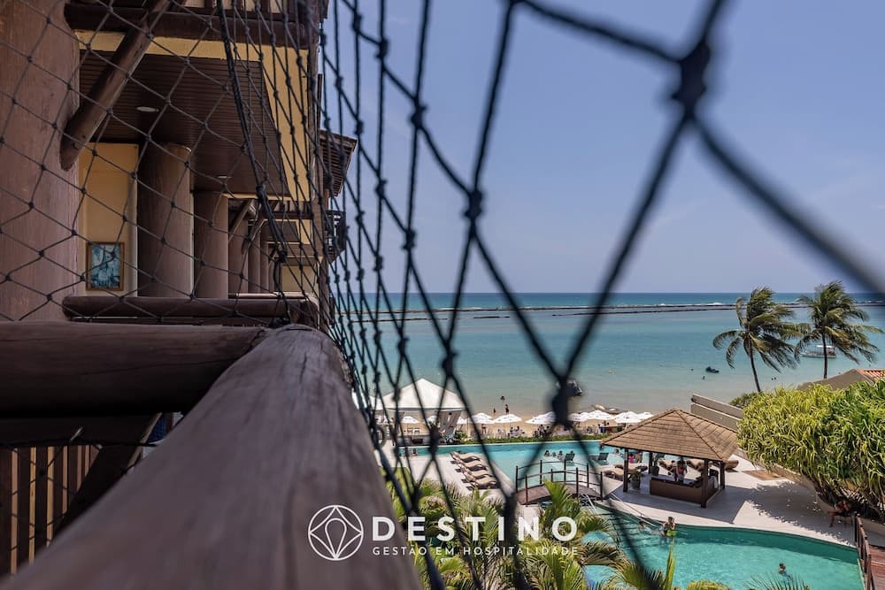 Apto Beira Mar com Vista e Pé na Areia
