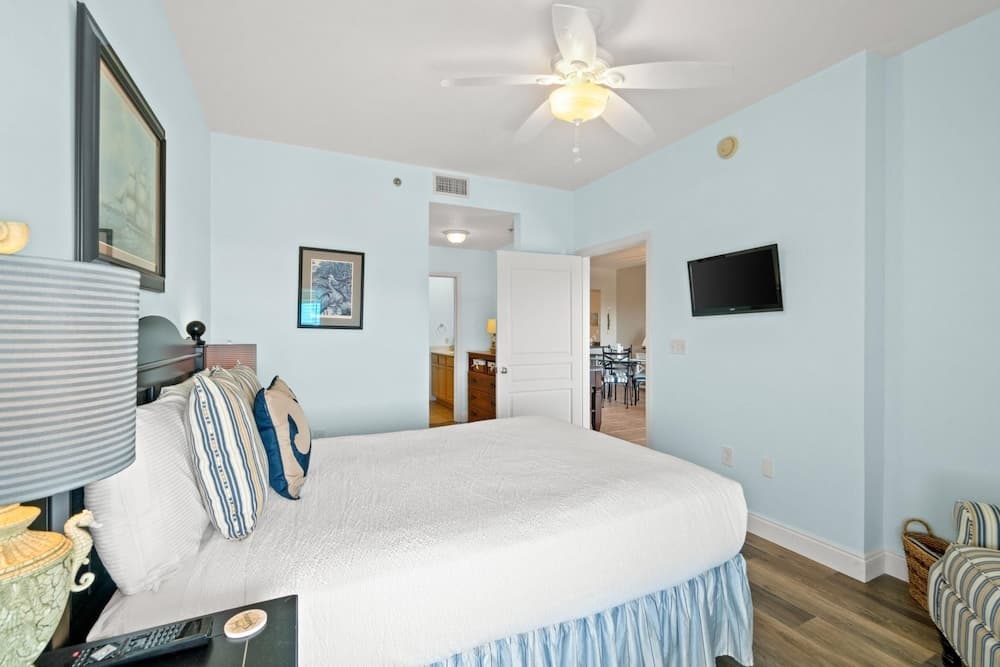 Waterside Village by Panhandle Getaways