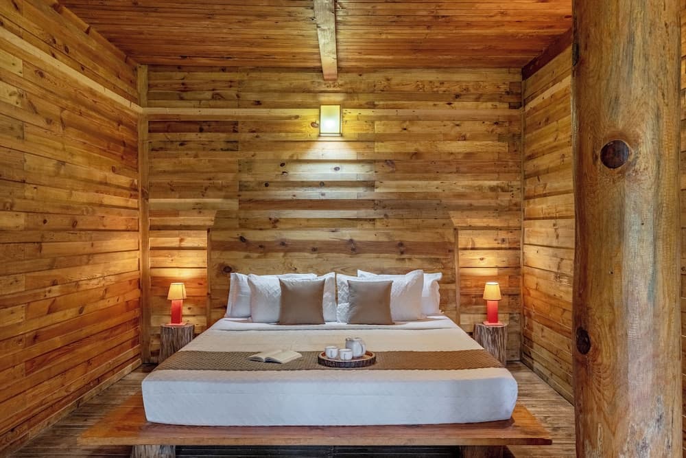 Alaya Stays Suro Woodbine Chalet Cottage