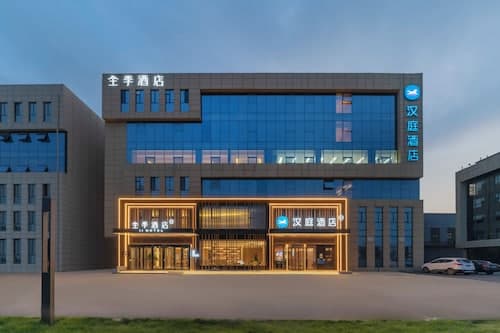 Full Season Hotel