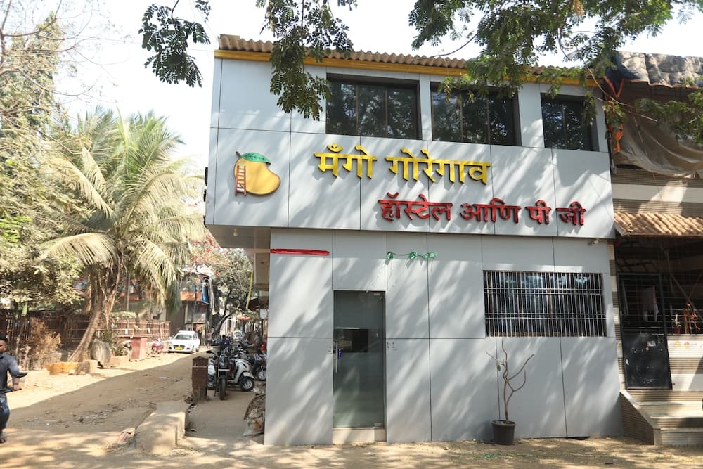 Mango Goregaon Hostel & PG