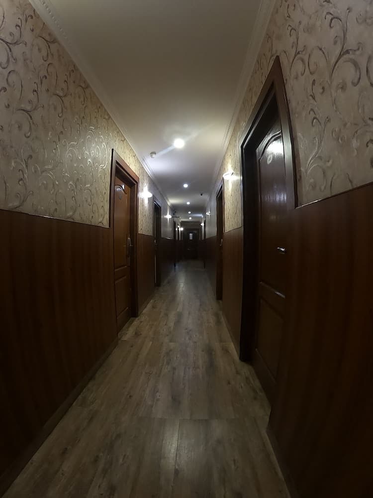 Hotel Noor Empire International