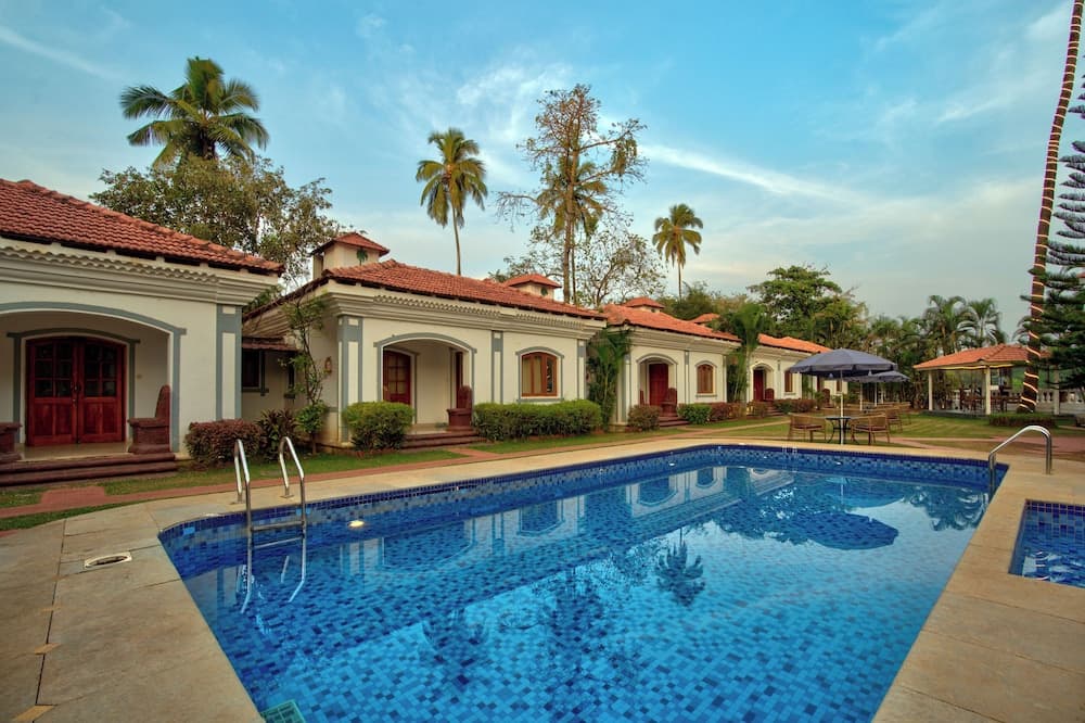 CLOSE2C BY THE ARKS VILLA