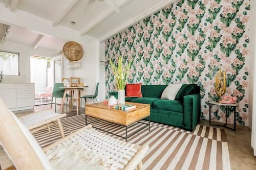 2 Rooms, Sleeps 8 Retro Hotel w/ Pool Wesley King Studio Buyout by Avantstay