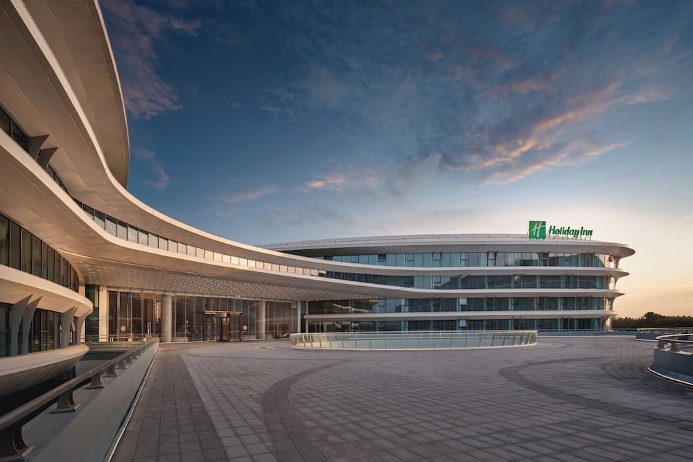 Holiday Inn Wuhan Tianhe Airport by IHG