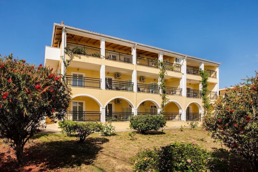 Searocco Studios & Apartments