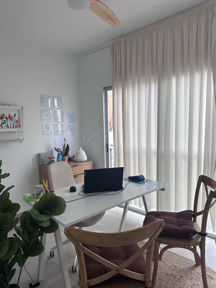 Cisne by Nest Hostel