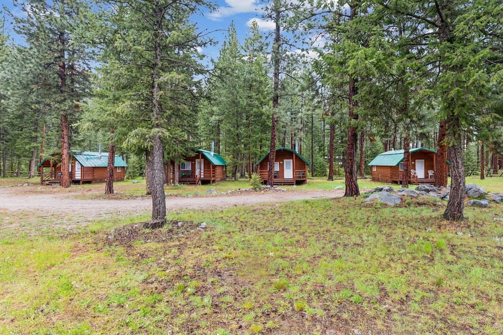 Lost Horse Lodge