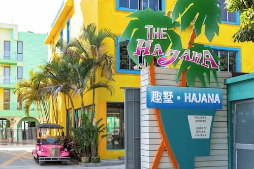 HAJANA Beachside Homestay