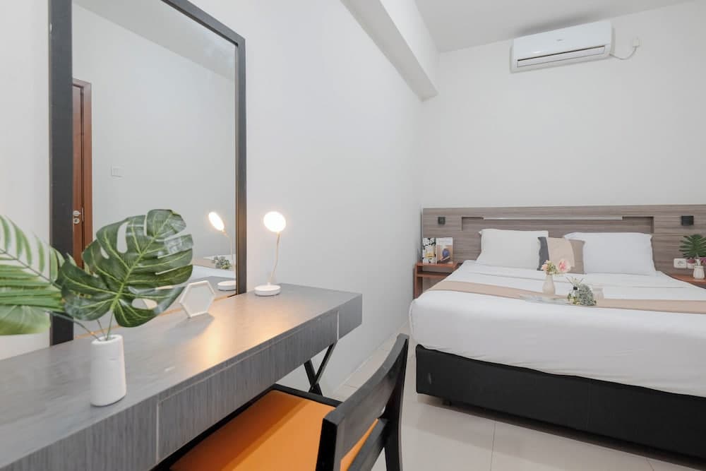 Warm And Comfy 2Br Apartment At Vittoria Residence