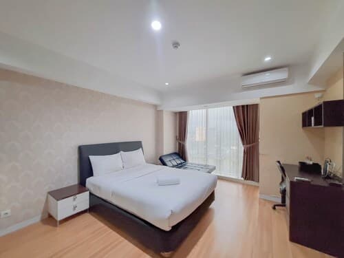Relaxing And Stylish Studio At Mataram City Apartment