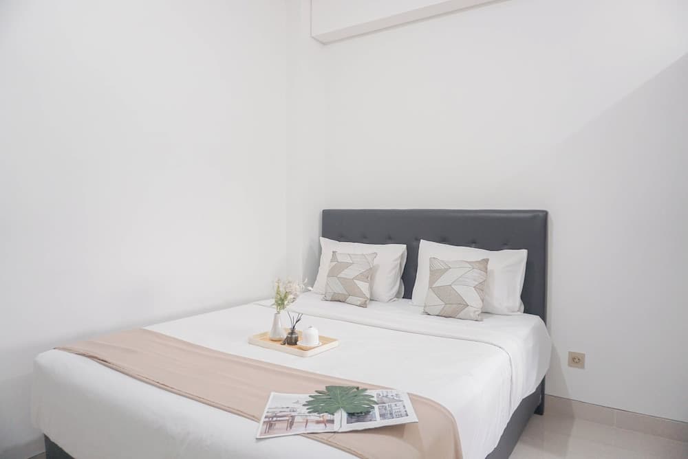 Comfy And Homey 2Br Transpark Cibubur Apartment
