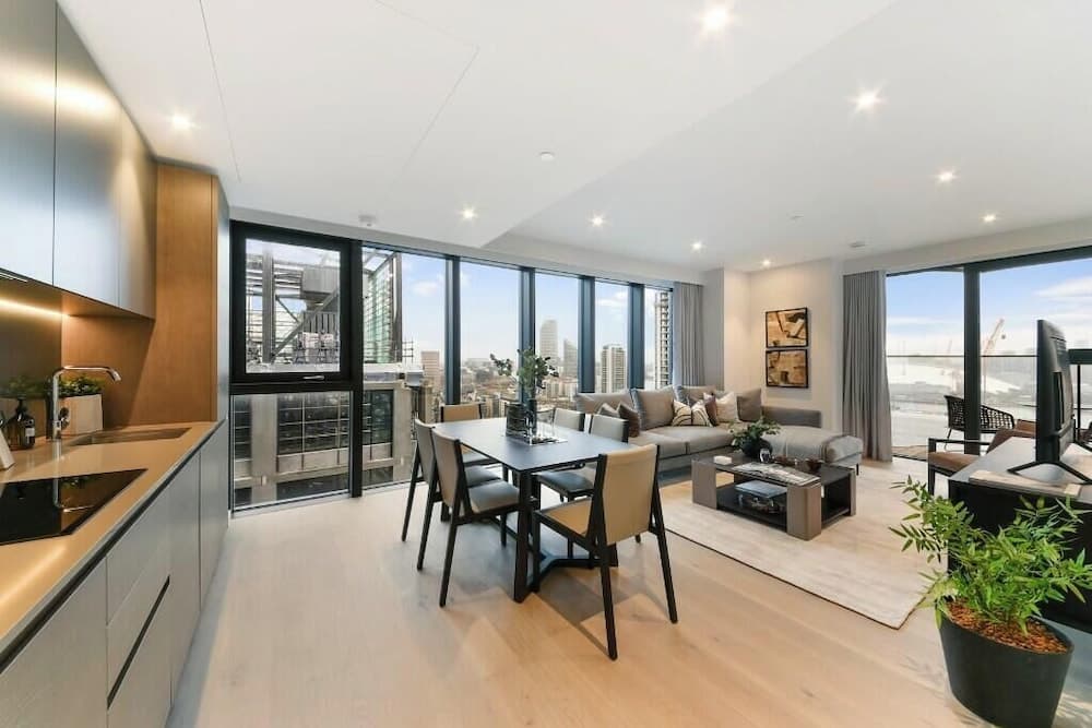 XOX Hotels Canary Wharf