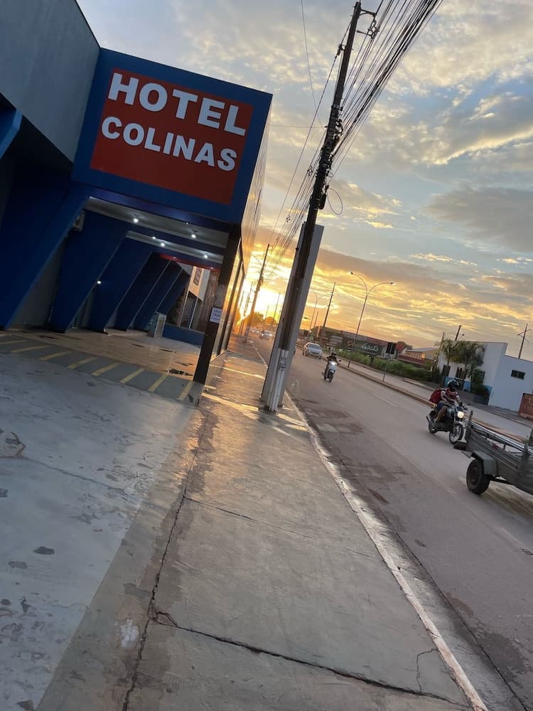 HOTEL COLINAS