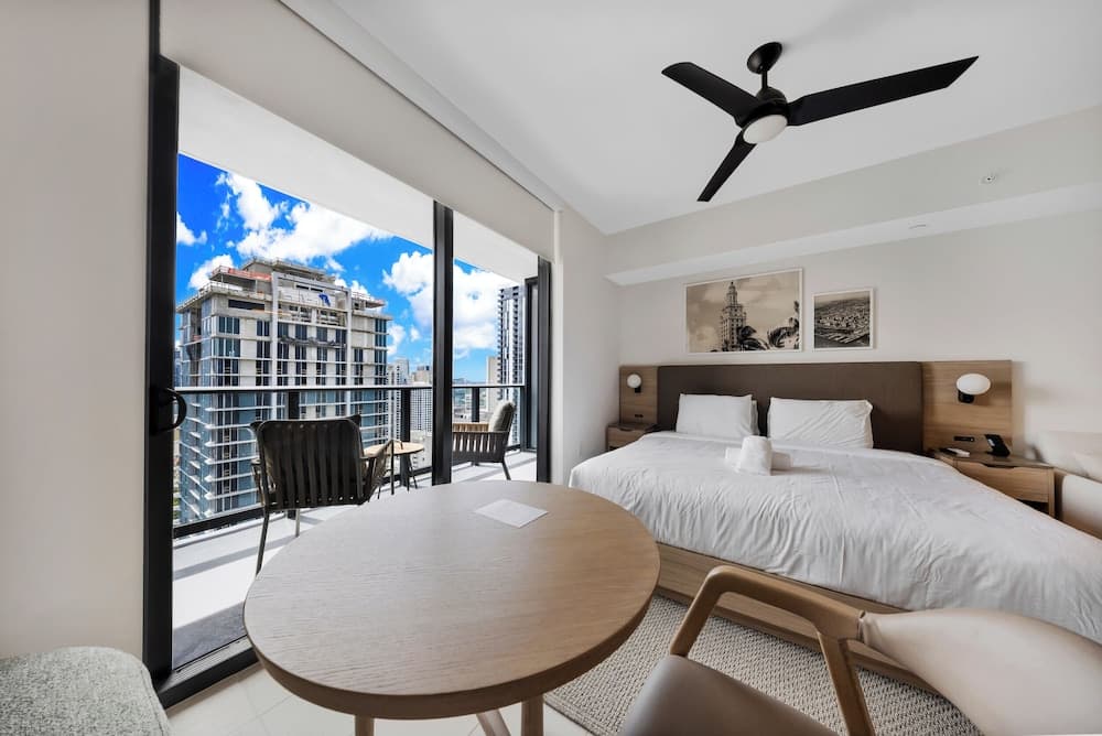 City Escape Stylish Studio in DTW Miami