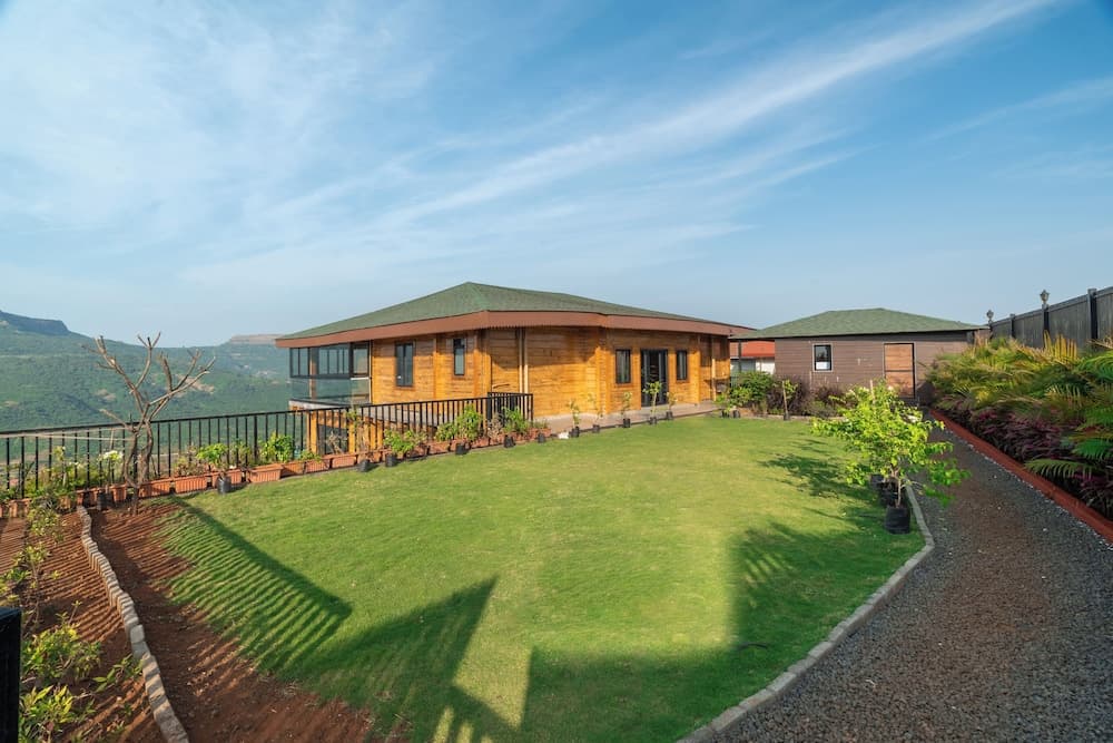 Amarjas Sunset Retreat