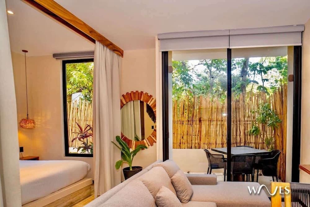 Studio Private Pool Natural Lighted Boho Chic