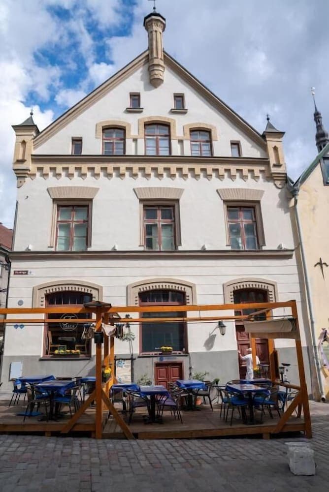 Luxury 2BD apartment in City Center