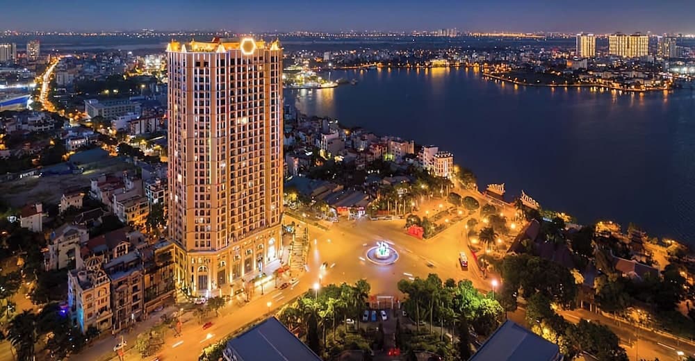 D El Dorado Westlake Luxury Apartments