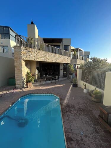 Whispering Waves - Serene Langebaan Getaway With Breathtaking Views
