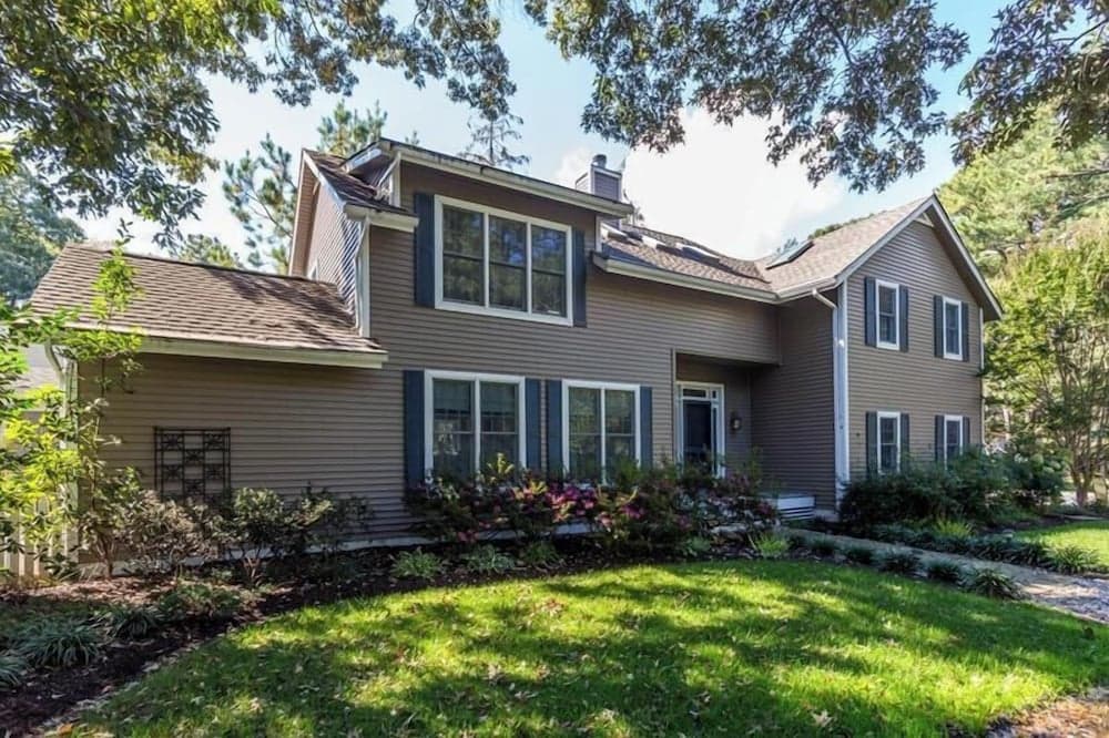 Henlopen Avenue 58